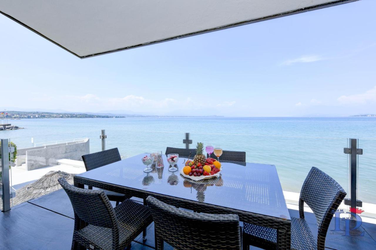 Desenzanoloft Official Partner Marriott Homes & Villas - Villa Meraviglia Ντεζεντσάνο ντελ Γκάρντα Εξωτερικό φωτογραφία