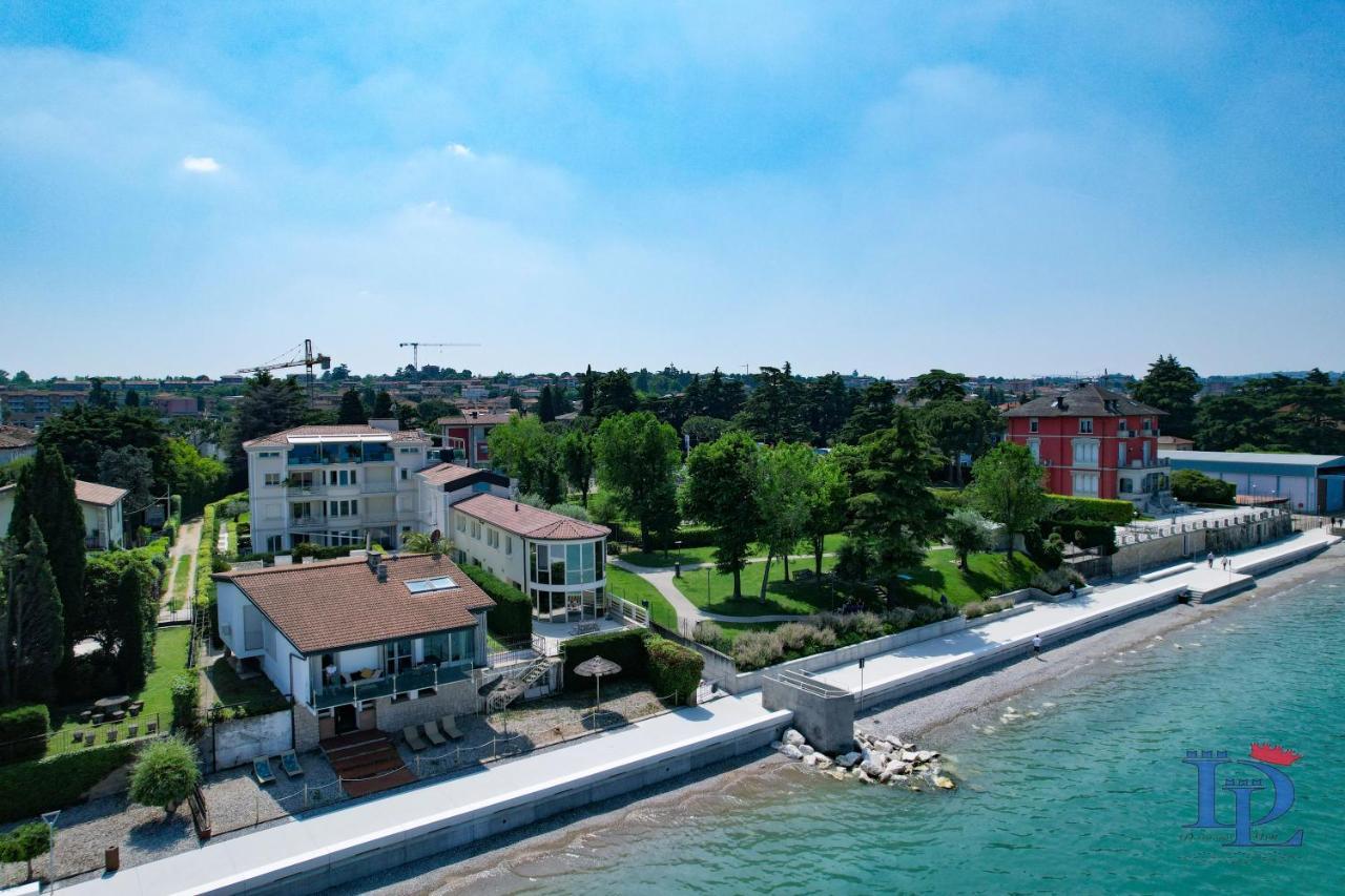 Desenzanoloft Official Partner Marriott Homes & Villas - Villa Meraviglia Ντεζεντσάνο ντελ Γκάρντα Εξωτερικό φωτογραφία